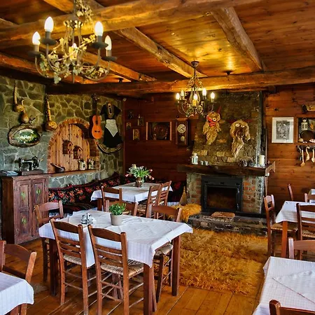 Arxontiko Agonari Inn 3*